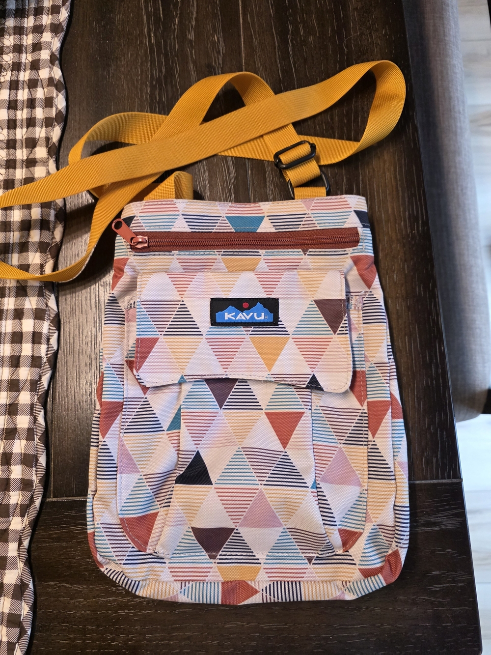 Kavu Triangle Print Crossbody with Mustard Strap